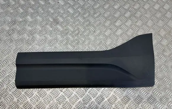 Volvo XC40 Rear door trim (molding) 31448318