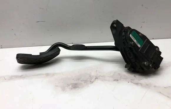 Audi A4 S4 B7 8E 8H Accelerator throttle pedal 8E2721523E 6PV00802634