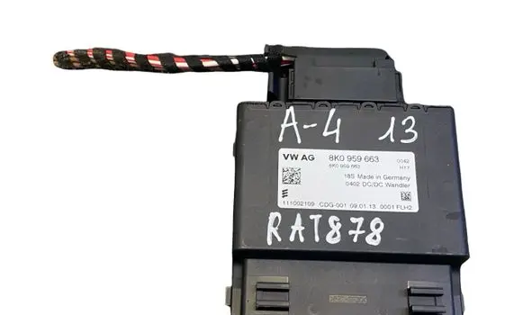 Audi A4 S4 B8 8K Voltage converter/converter module 8K0959663