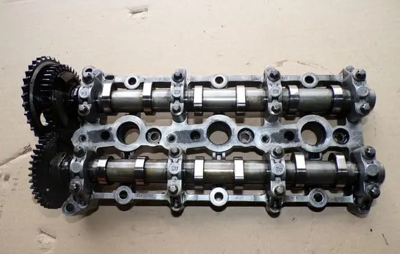 BMW 2 F45 Camshaft holder 8511207