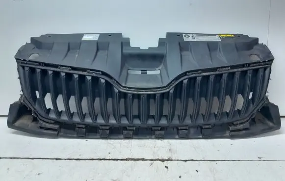 Skoda Fabia Mk3 (NJ) Front bumper upper radiator grill 6V0853653