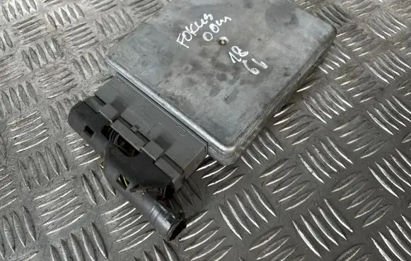 Ford Focus Engine control unit/module 1S4FAE