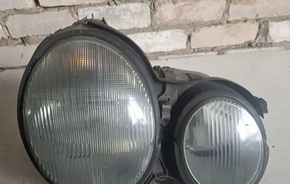 Mercedes-Benz E W210 Headlight/headlamp 15060800 40285202 2088000175