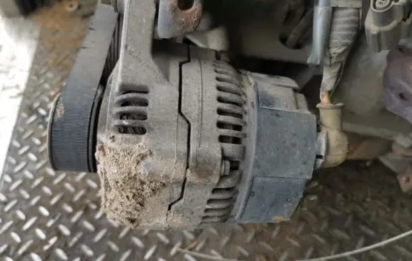 Nissan Micra Generator/alternator 231005f600 0123110007