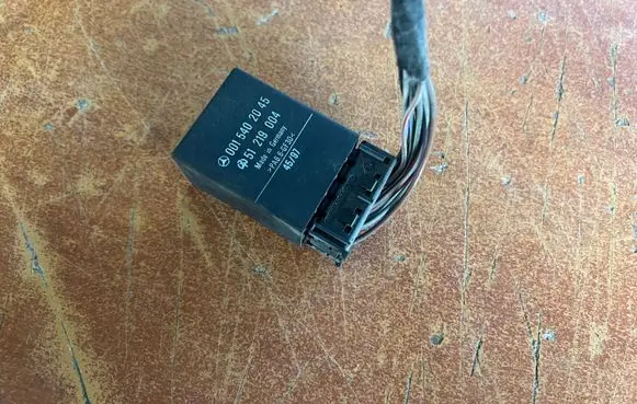 Mercedes-Benz Vito Viano W638 Other control units/modules 0015402045 51219004
