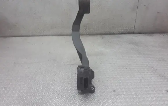 Citroen C3 Picasso Accelerator throttle pedal 968138398000