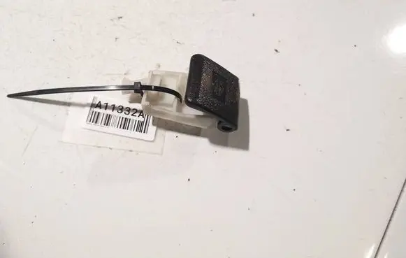 Toyota RAV 4 (XA30) Engine bonnet (hood) release handle