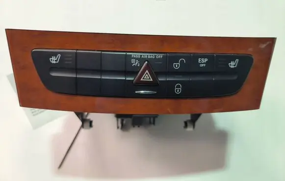 Mercedes-Benz E W211 Climate control/heater control trim A2116803152