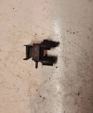Valve vacuum