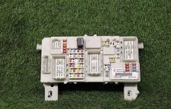 Ford Focus Power management control unit 7M5T14A073CF