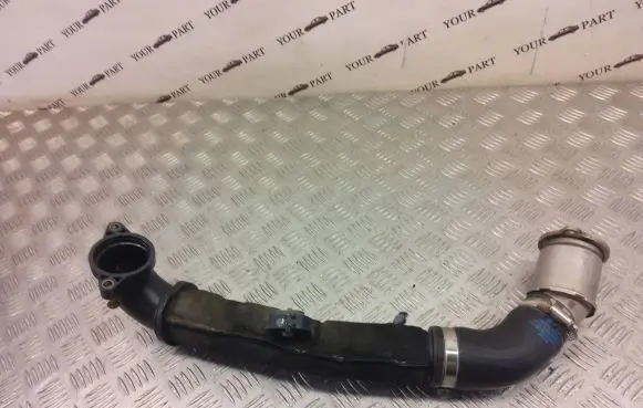 Audi Q3 8U Intercooler hose/pipe 04L145828G