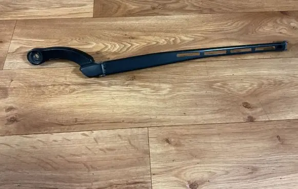 Audi A4 S4 B7 8E 8H Front wiper blade arm 8E1955407C