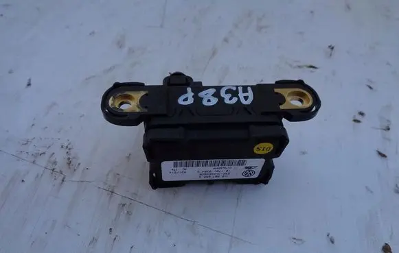 Volkswagen Touran I ESP acceleration yaw rate sensor 1K0907655D
