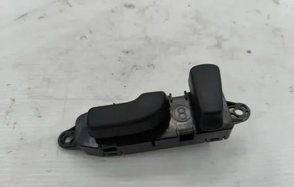 Infiniti FX Seat control switch 