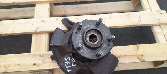 Hyundai Tucson JM Front wheel hub