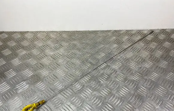 Oil level dip stick