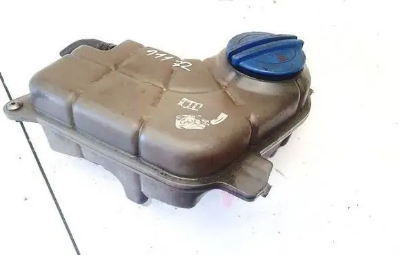 Audi A4 S4 B6 8E 8H Coolant expansion tank/reservoir 8E0121403