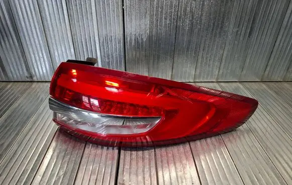 Ford Fusion II Rear/tail lights HS7313404AB F00HTF406401 083016B
