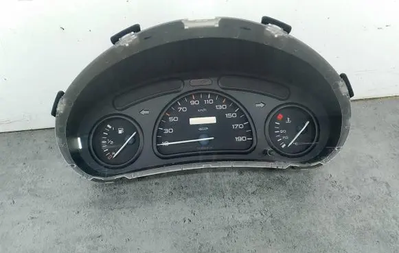 Peugeot 206 Speedometer (instrument cluster) 