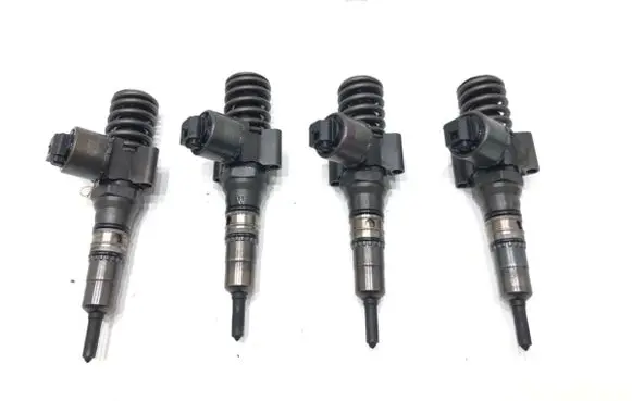 Fuel injectors set