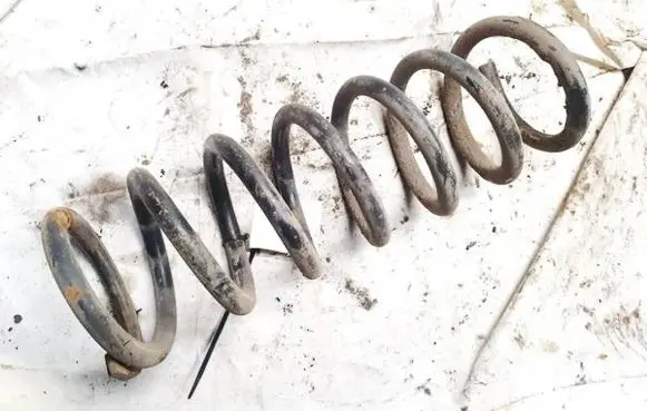Lexus IS 220D-250-350 Rear coil spring