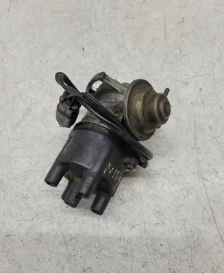 Nissan Bluebird Spark distributor 22100D5700