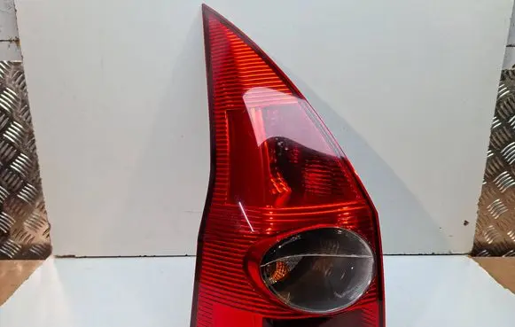 Renault Megane II Rear/tail lights S27639736 8200142684