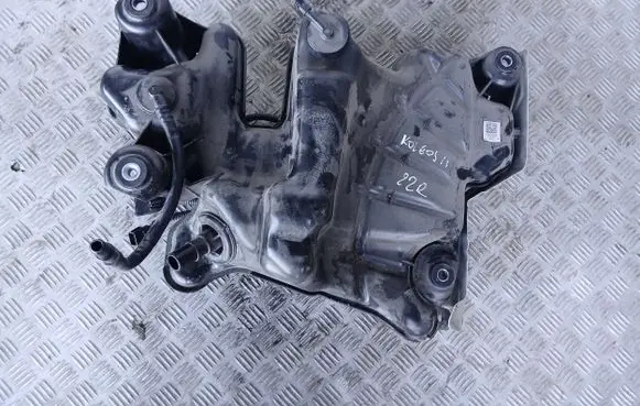 Renault Koleos II AdBlue liquid reservoir 172A26552R