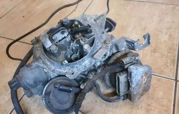 Volkswagen Golf I Carburettor 051129015