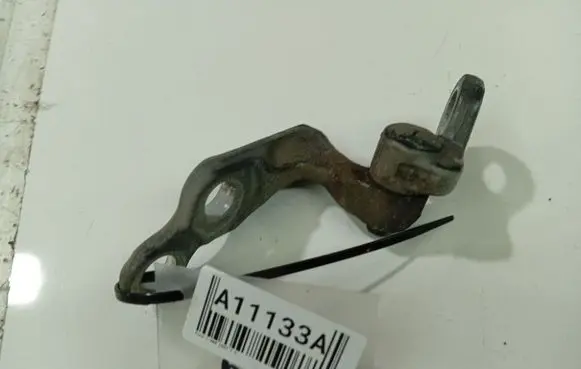 Ford C-MAX I Front door upper hinge 