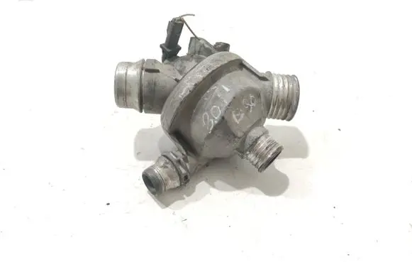 Thermostat/thermostat housing
