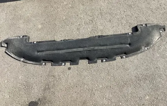 Audi e-tron Rear bumper underbody cover/under tray 4KE825872A 116184001