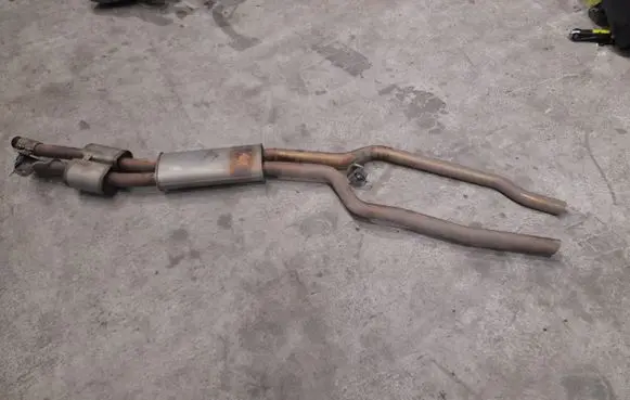 Volkswagen Touareg II Muffler/silencer 7L6253211P