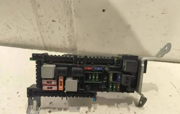 Mercedes-Benz E W212 Comfort/convenience module 2129021201 2125453032 2129004201