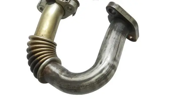 Volkswagen Golf VI EGR valve line/pipe/hose 03P131521B