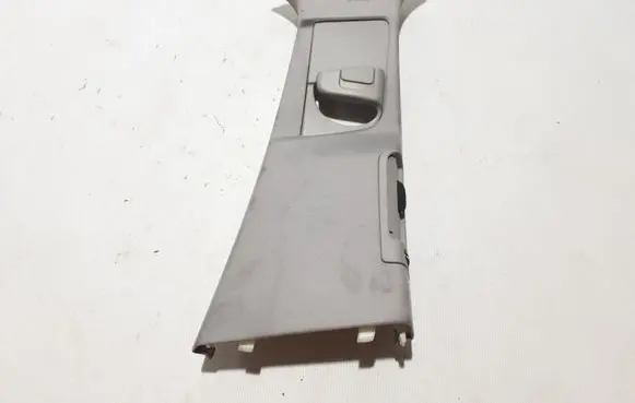 Volvo V60 (B) pillar trim (top) 31307441