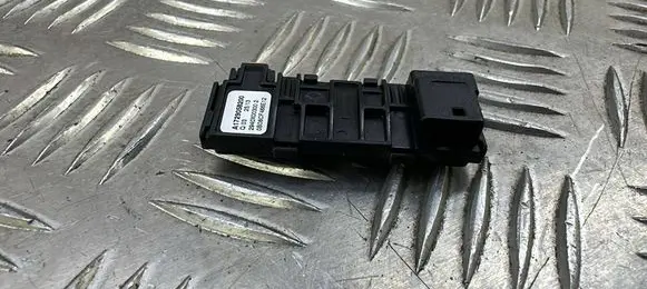 Mercedes-Benz E W212 Rain sensor A1729058200