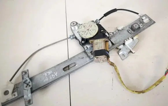 Mazda Xedos 9 Sliding door window regulator with motor