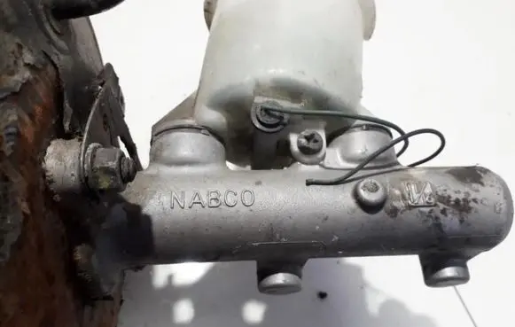 Subaru Legacy Master brake cylinder