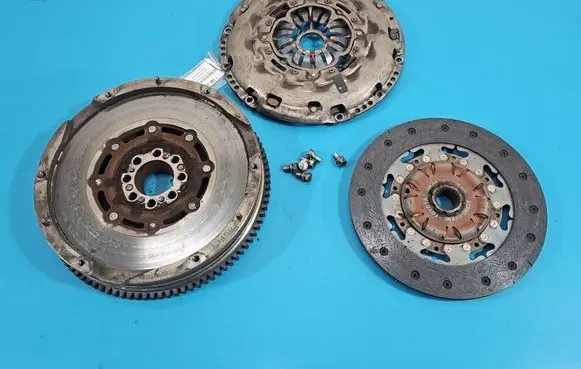 Toyota Verso Dual mass flywheel 134500R030 IMPRK1586333