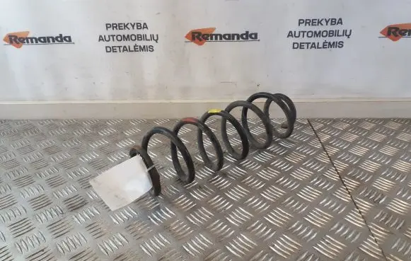 Toyota Prius (XW50) Rear coil spring
