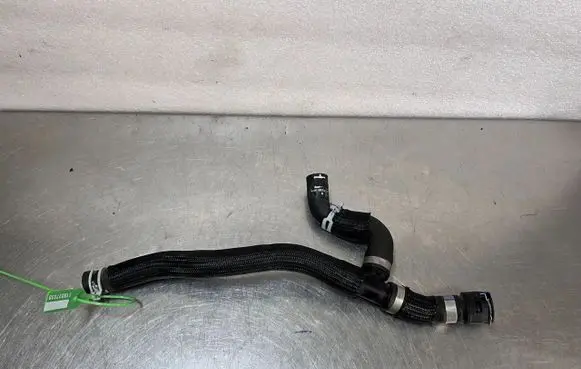 Engine coolant pipe/hose