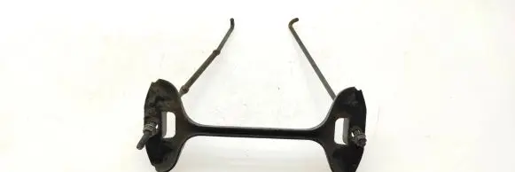 Battery bracket