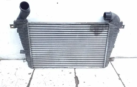 Opel Astra H Intercooler radiator 13152323