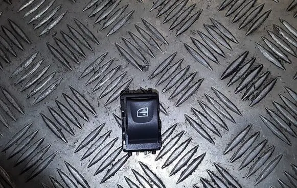 Renault Captur Electric window control switch 254216614r