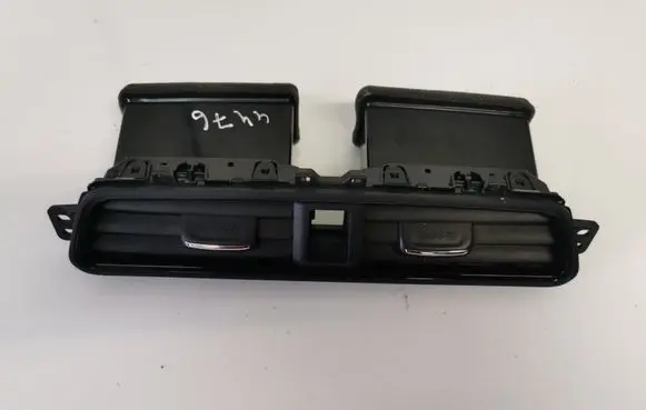 Nissan Leaf II (ZE1) Dash center air vent grill 687505SK0B