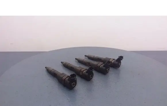 Fuel injector
