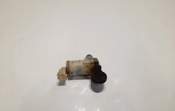 Infiniti FX Windscreen/windshield washer pump
