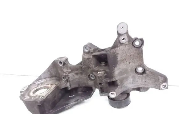 Skoda Octavia Mk2 (1Z) Generator/alternator bracket 03L903143K 038903315AJ
