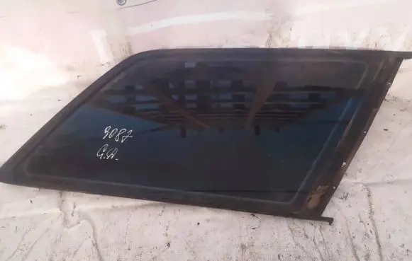Audi A6 S6 C5 4B Rear side window